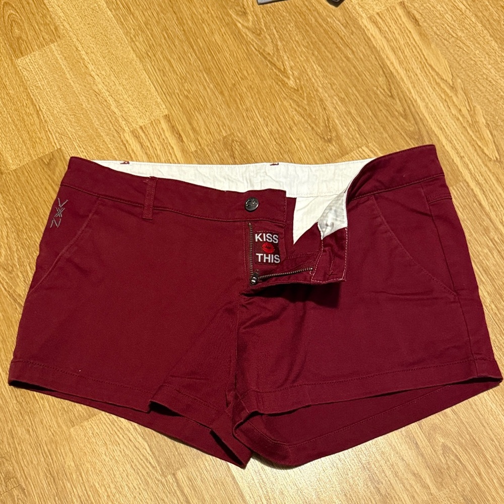 DIXXON Burgundy High Waist Women's Shorts
